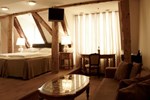 Отель CRU Hotel Отель CRU Hotel