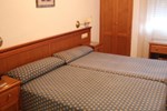 Гостевой дом Hostal Maribel Гостевой дом Hostal Maribel