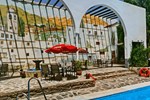 Отель Alpujarras Camping Отель Alpujarras Camping
