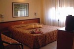 Отель Hotel Moderno Отель Hotel Moderno