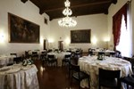 Отель Hotel Columbus Отель Hotel Columbus