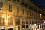 Отель Town House 70 Suite Hotel Отель Town House 70 Suite Hotel