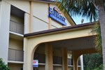 Отель Baymont Inn and Suites Kissimmee Отель Baymont Inn and Suites Kissimmee