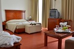 Отель Hotel Ilissos Отель Hotel Ilissos