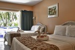 Отель Bay Gardens Inn Отель Bay Gardens Inn