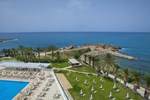 Отель Queens Bay Hotel Отель Queens Bay Hotel