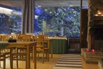 Отель Hotel Isovalkeinen Отель Hotel Isovalkeinen