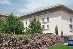 Отель Kyriad Avignon Courtine Gare TGV Отель Kyriad Avignon Courtine Gare TGV