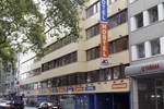 Отель A&O Düsseldorf Hauptbahnhof Отель A&O Düsseldorf Hauptbahnhof