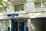 Отель Capri Hotel Отель Capri Hotel