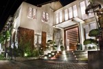Отель Abian Biu Mansion (Abian Biu Residence) Отель Abian Biu Mansion (Abian Biu Residence)