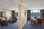 Отель The Westin Harbour Castle Отель The Westin Harbour Castle