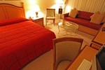 Отель The Beardmore Conference Hotel Отель The Beardmore Conference Hotel