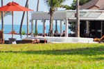 Отель Weekender Resort & Spa Отель Weekender Resort & Spa