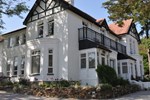 Отель Sychnant Pass Country House Отель Sychnant Pass Country House