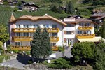 Отель Ruster Resort Отель Ruster Resort