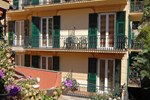 Отель Albergo Degli Amici Отель Albergo Degli Amici