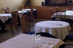 Отель Hotel Atleti Отель Hotel Atleti