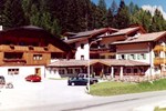 Отель Hotel Valacia Отель Hotel Valacia