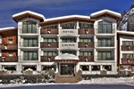 Отель Hotel Laurin Small & Charming Отель Hotel Laurin Small & Charming