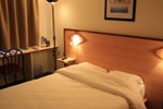 Отель Brit Hotel Le Kerhuon Отель Brit Hotel Le Kerhuon