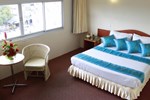 Отель Chumphon Gardens Hotel Отель Chumphon Gardens Hotel