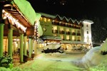 Отель Hotel Salvadori Отель Hotel Salvadori