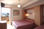 Отель Hotel Fraderiana Отель Hotel Fraderiana