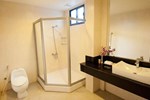 Отель Riverside Suites Отель Riverside Suites