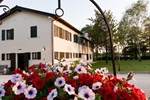 Отель Hotel Antica Fenice Отель Hotel Antica Fenice