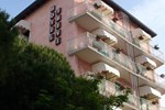 Отель Hotel Trevi Отель Hotel Trevi