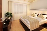 Отель Hotel Biograf Отель Hotel Biograf