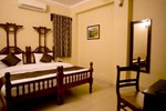 Отель Hotel Ajit Mansion Отель Hotel Ajit Mansion
