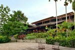 Отель Batang Ai Longhouse Resort, Managed by Hilton Отель Batang Ai Longhouse Resort, Managed by Hilton