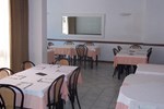 Отель Hotel Sirena Отель Hotel Sirena