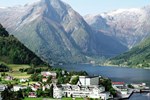 Отель Kviknes Hotel Отель Kviknes Hotel