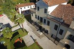 Отель Villa Alberti Отель Villa Alberti