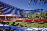 Отель Hilton at The Walt Disney World Resort Отель Hilton at The Walt Disney World Resort
