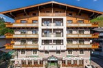Отель Hotel Neuhaus Отель Hotel Neuhaus