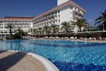 Отель The Maxim Resort Отель The Maxim Resort