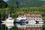 Отель Flåm Marina & Apartments Отель Flåm Marina & Apartments