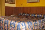 Отель Le Petit Hotel Отель Le Petit Hotel