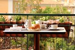 Отель Hotel Laura Отель Hotel Laura
