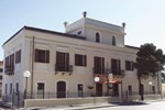 Отель Hotel Claila Отель Hotel Claila