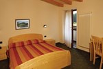 Отель Hotel Italia Отель Hotel Italia