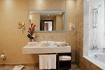 Отель Auris Plaza Hotel Отель Auris Plaza Hotel