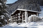 Отель Hotel Genziana Отель Hotel Genziana