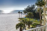 Отель Alden Beach Resort & Suites Отель Alden Beach Resort & Suites