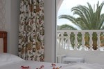 Отель Kontes Beach Hotel Отель Kontes Beach Hotel