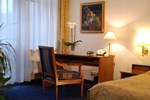 Отель FG Royal Hotel (ex. De Rome Hotel) Отель FG Royal Hotel (ex. De Rome Hotel)